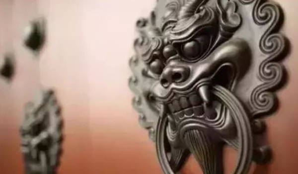 今天2033年04月04日乔迁老黄历不适宜吗,农历二〇三三年三月初五乔迁日子
