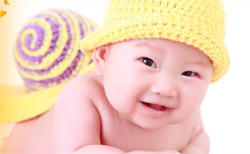 周姓女孩子起名技巧：2026年06月17日生辰八字取名指南